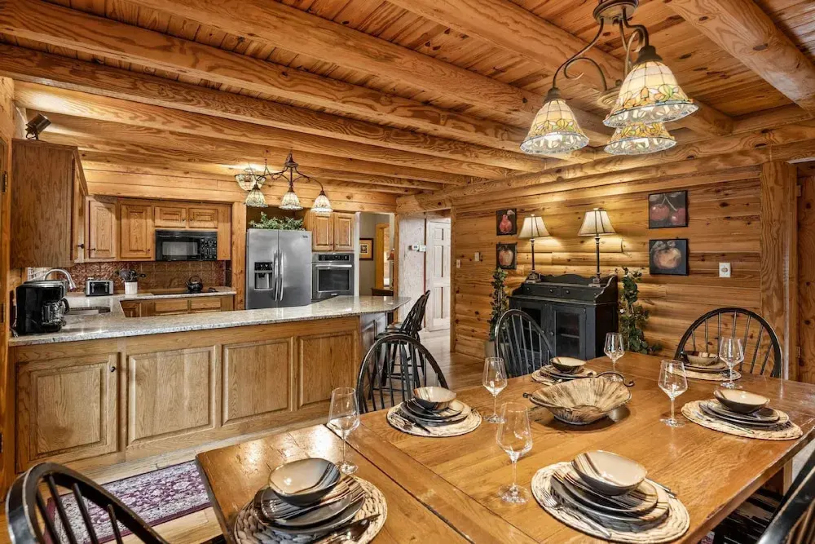 Lakeside Lodge by Avantstay Hot Tub Dock