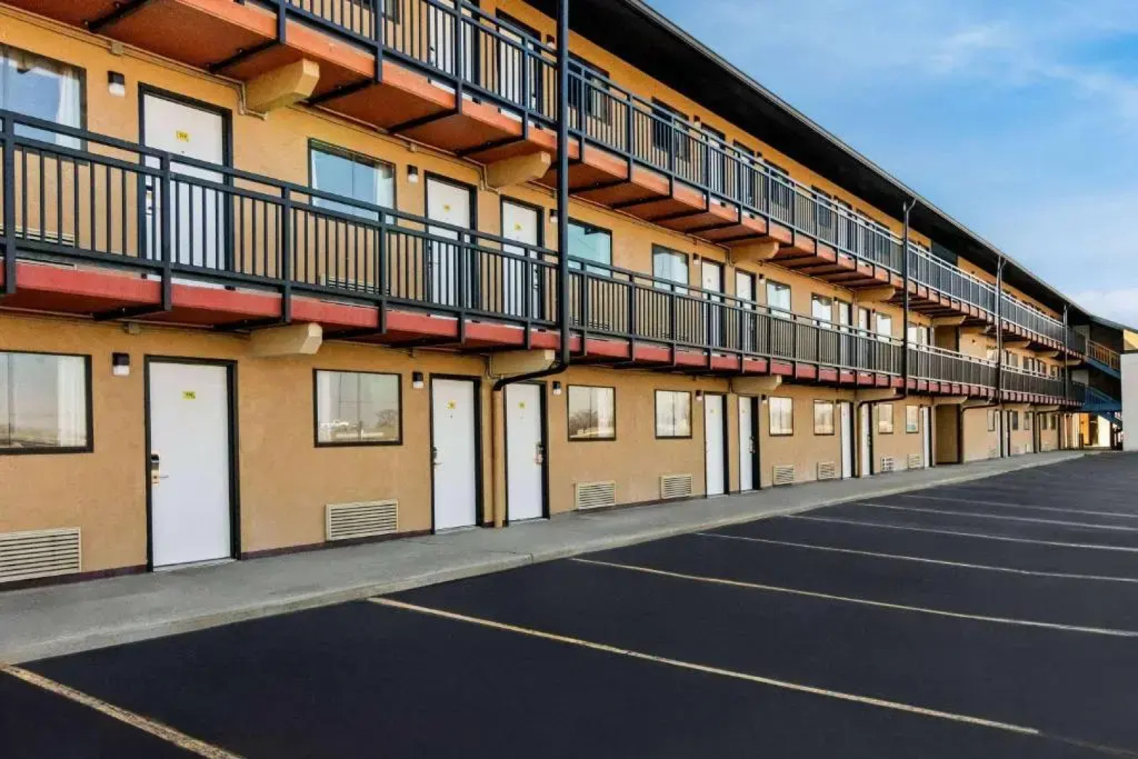 Super 8 Vandalia/Dayton International Airport