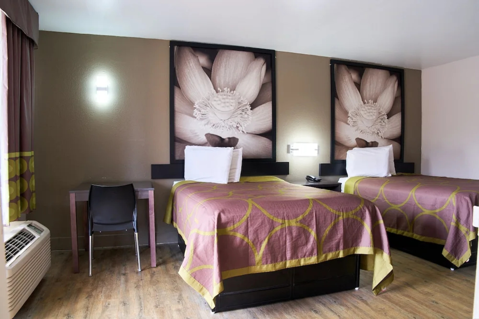 Super 8 Roanoke Rapids