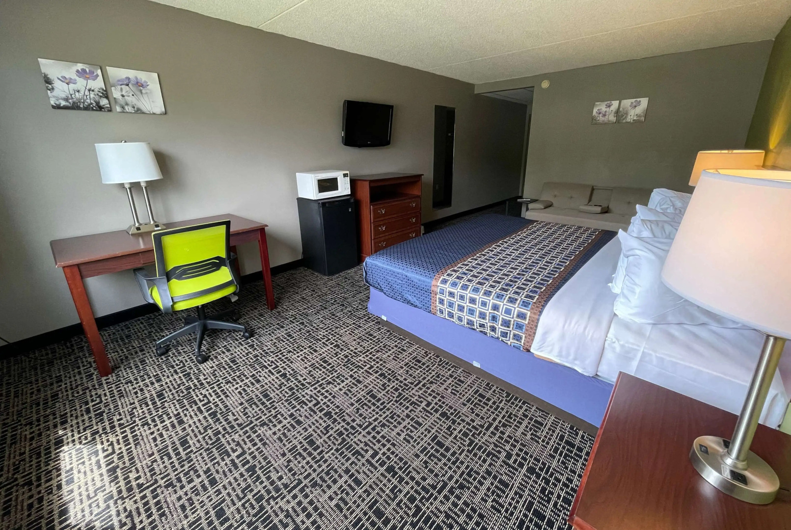 Wingate by Wyndham Lake George