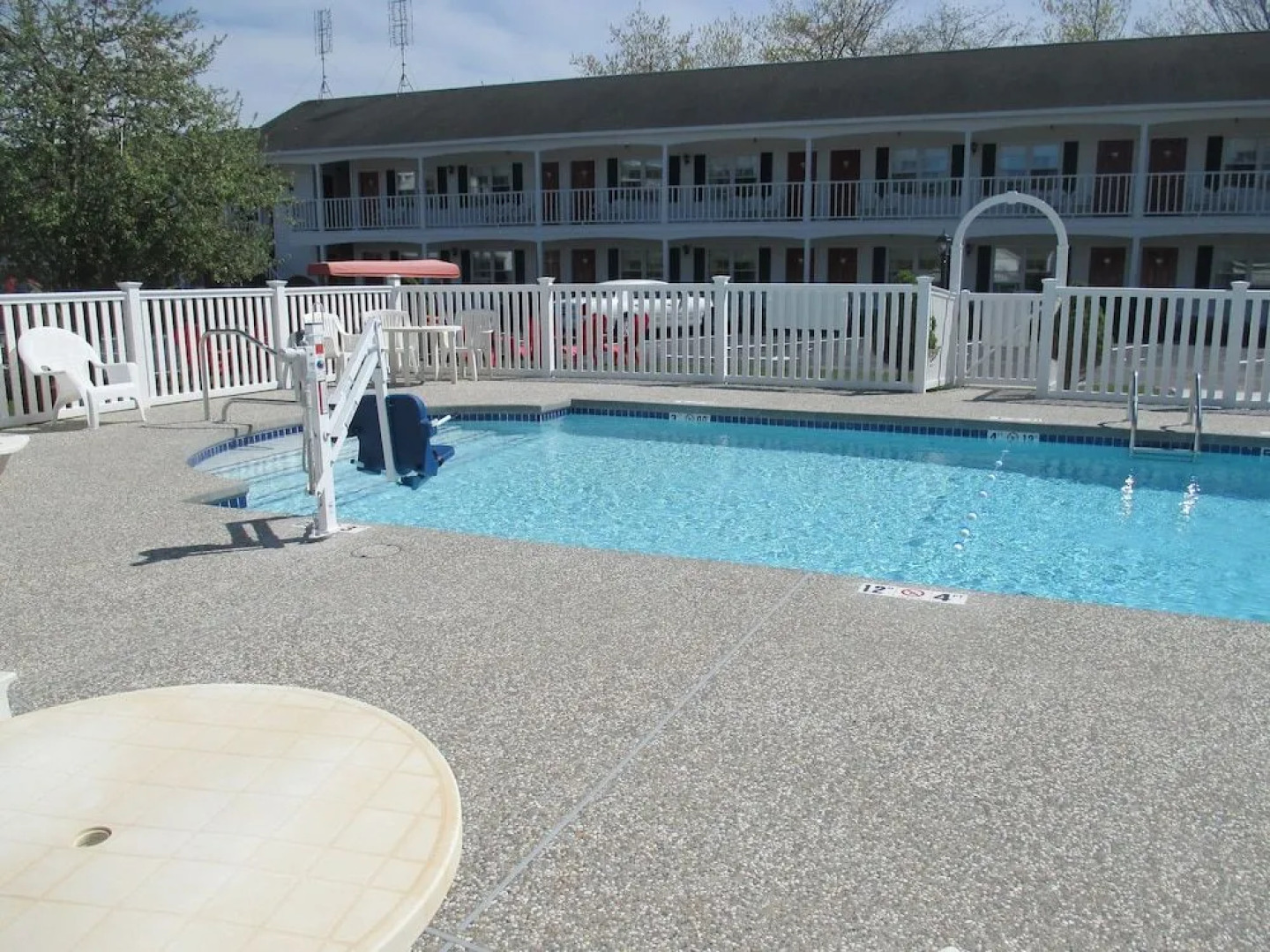 Long Beach Motor Inn