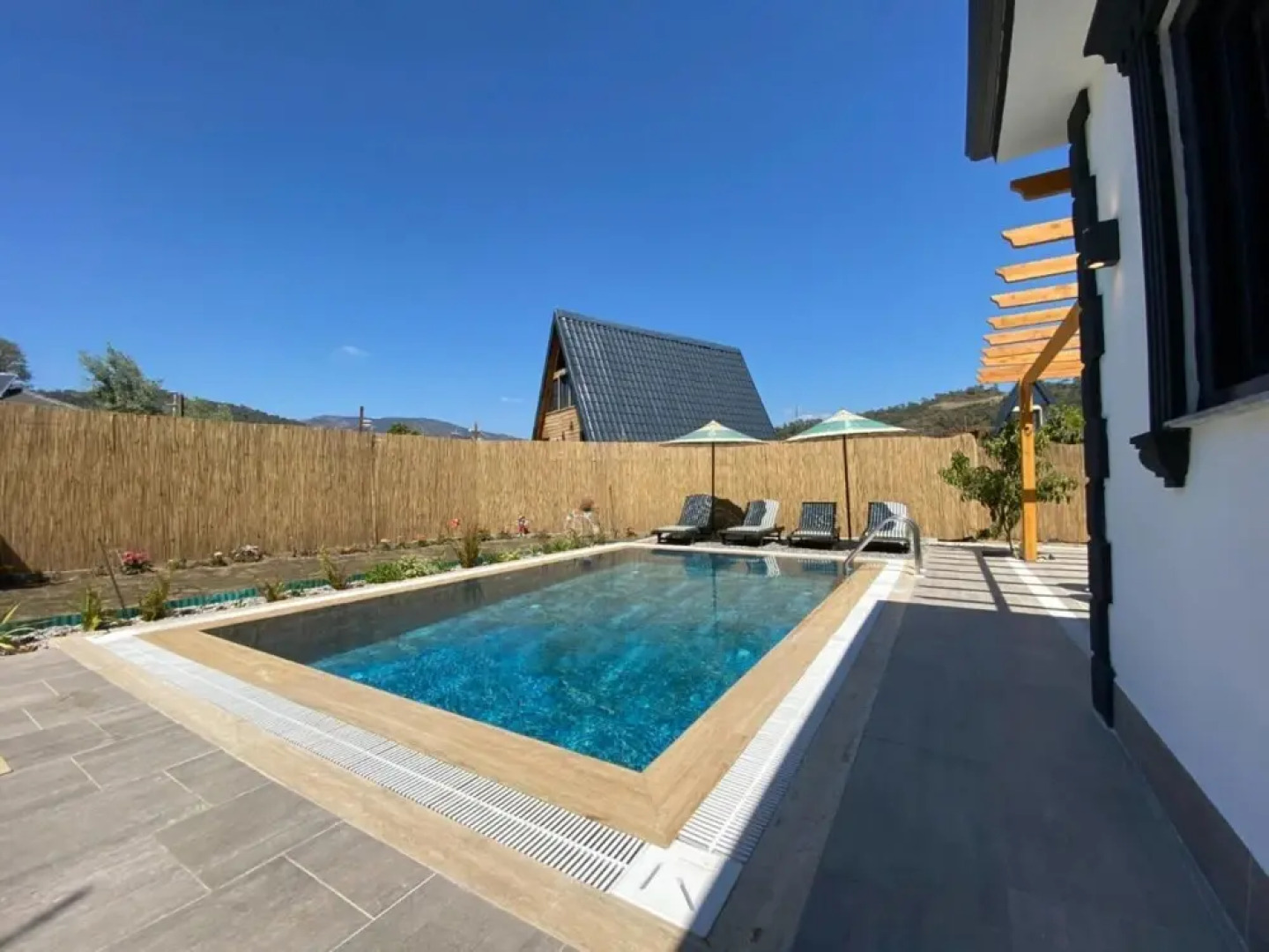 Villa With Jacuzzi Pool Backyard in Fethiye