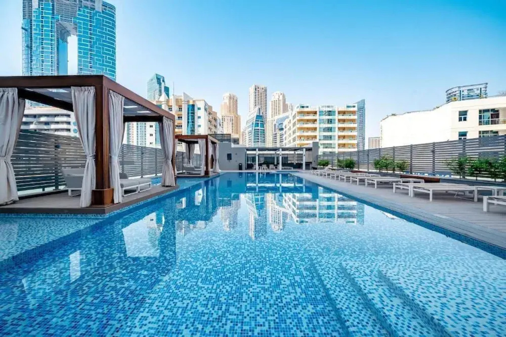 HiGuests - Studio One