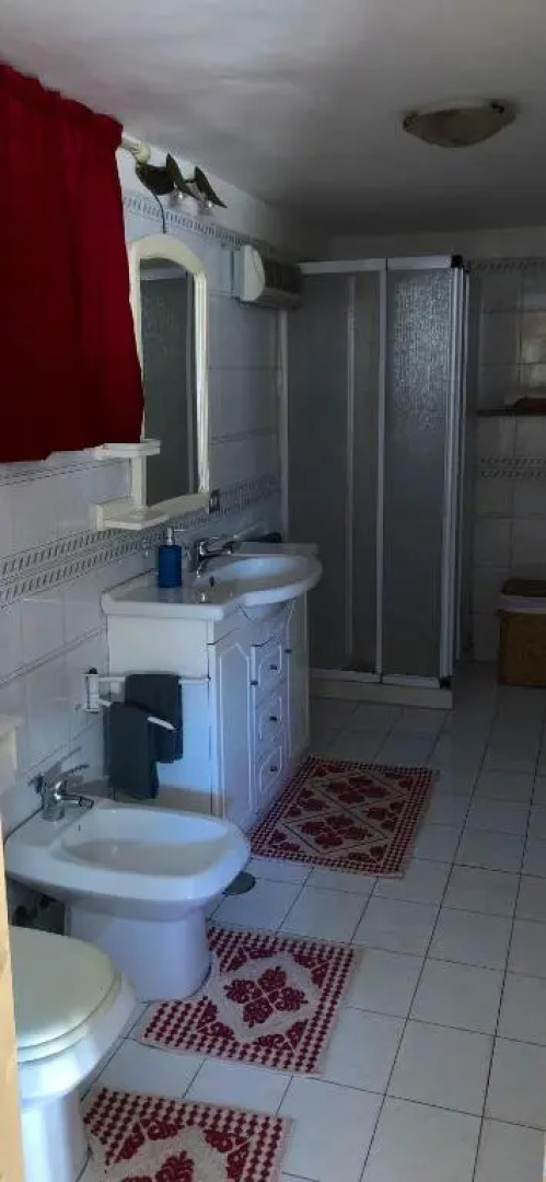 Domus Aurea - Appartamento intero ed indipendente con giardino