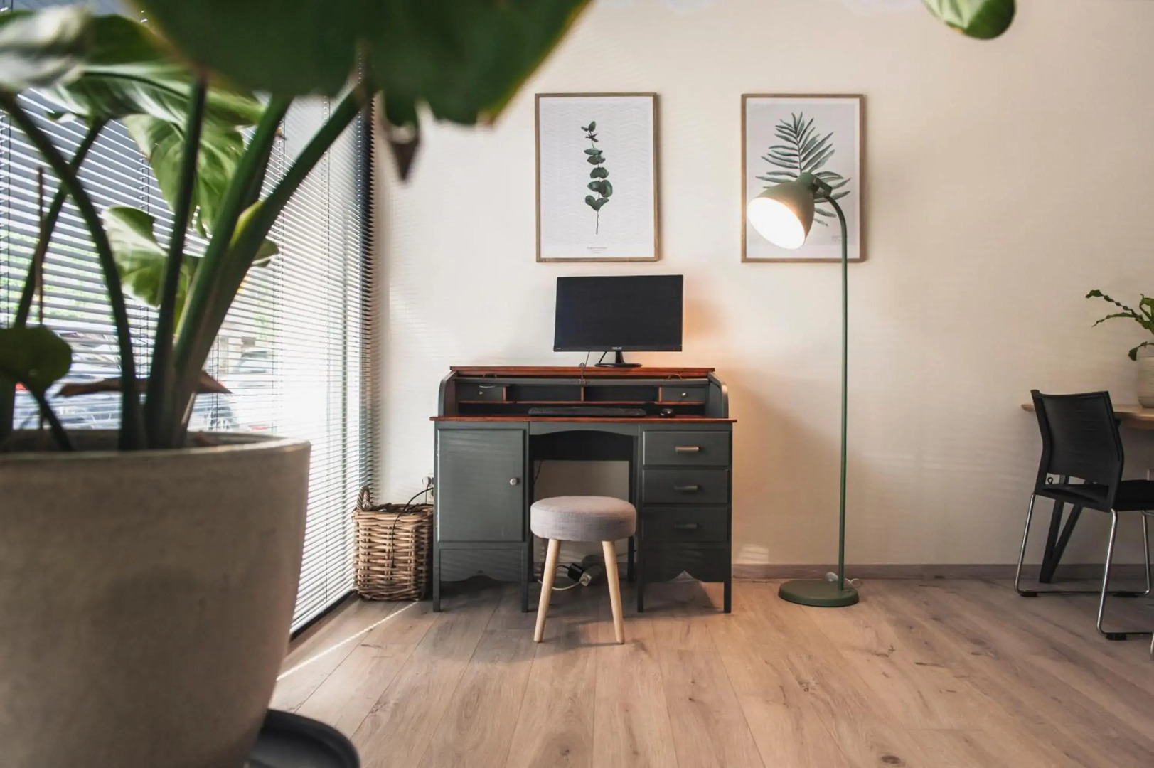 Het Oplaadpunt: bed, bike, hike, 8-12 p.