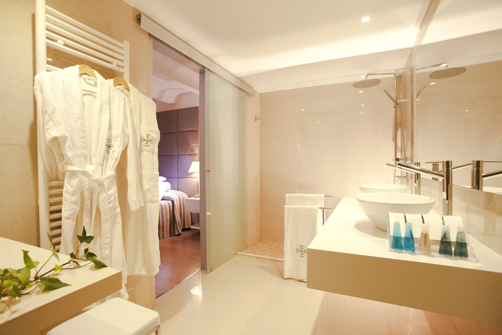 L'Hermitage Hotel & Spa