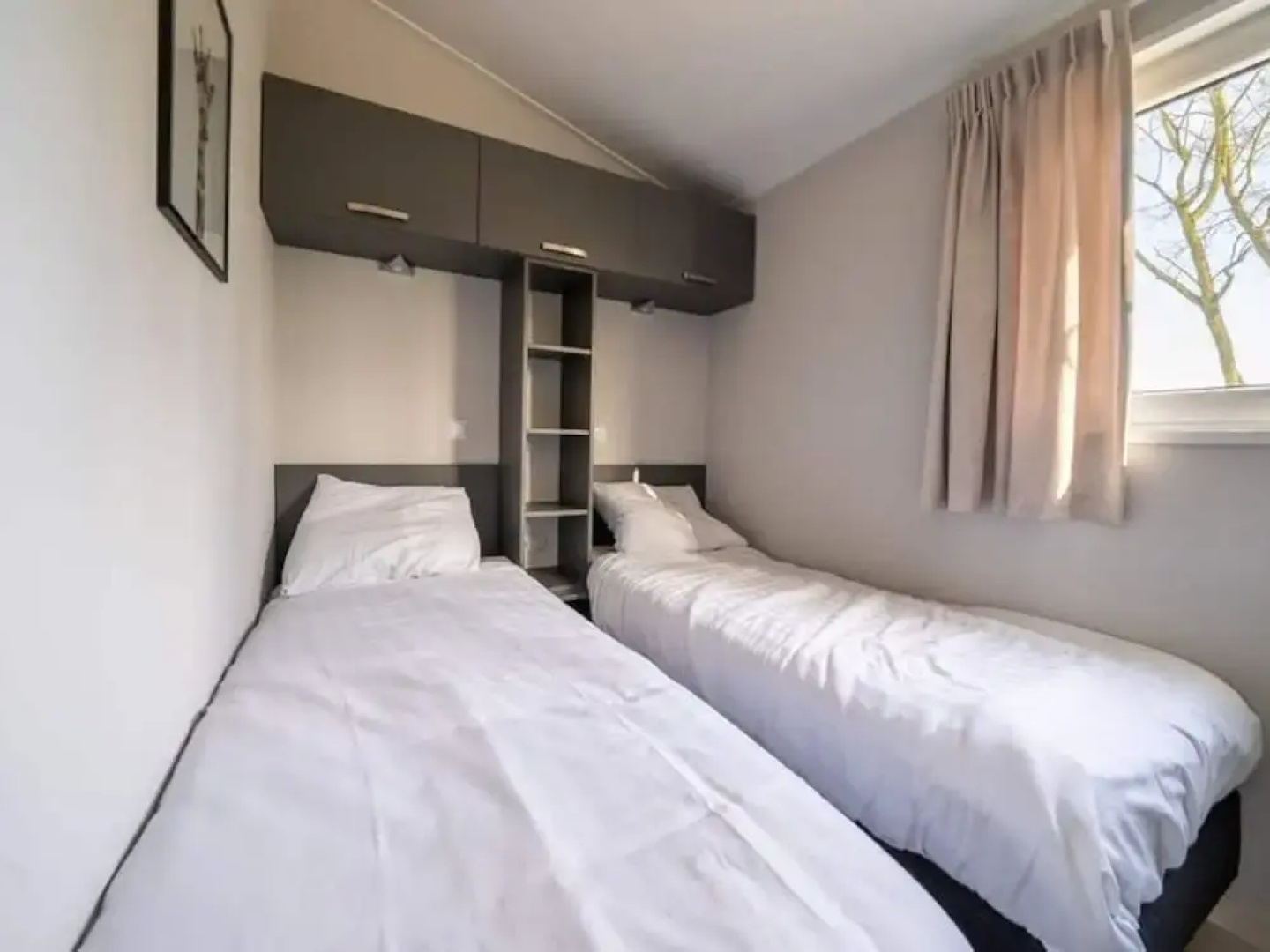 Modern Chalet in a Holiday Park, Bordering the Hoge Veluwe National Park