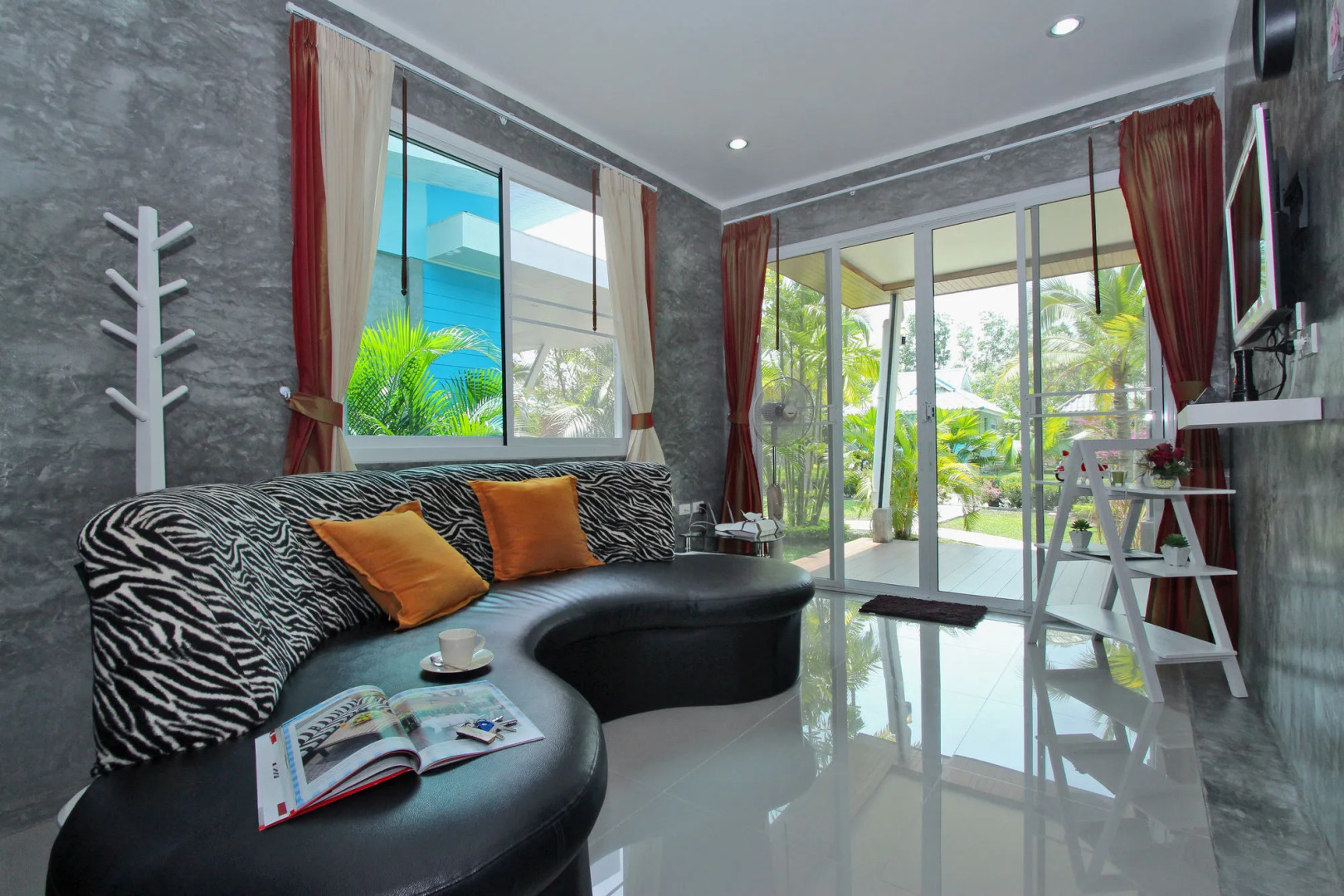 Maikhao Home Garden Bungalow