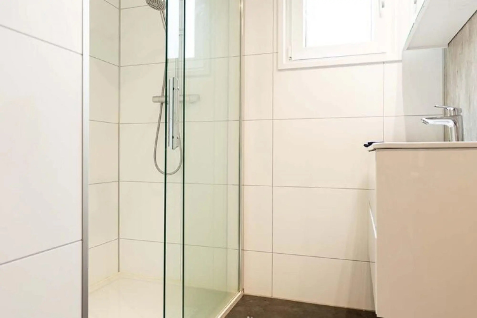 Luxurious chalet with sauna and spa, in a holiday park located near the Veluwe