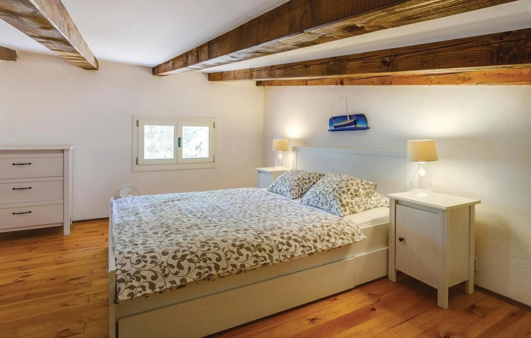 Stunning Home in Cunski With 1 Bedrooms