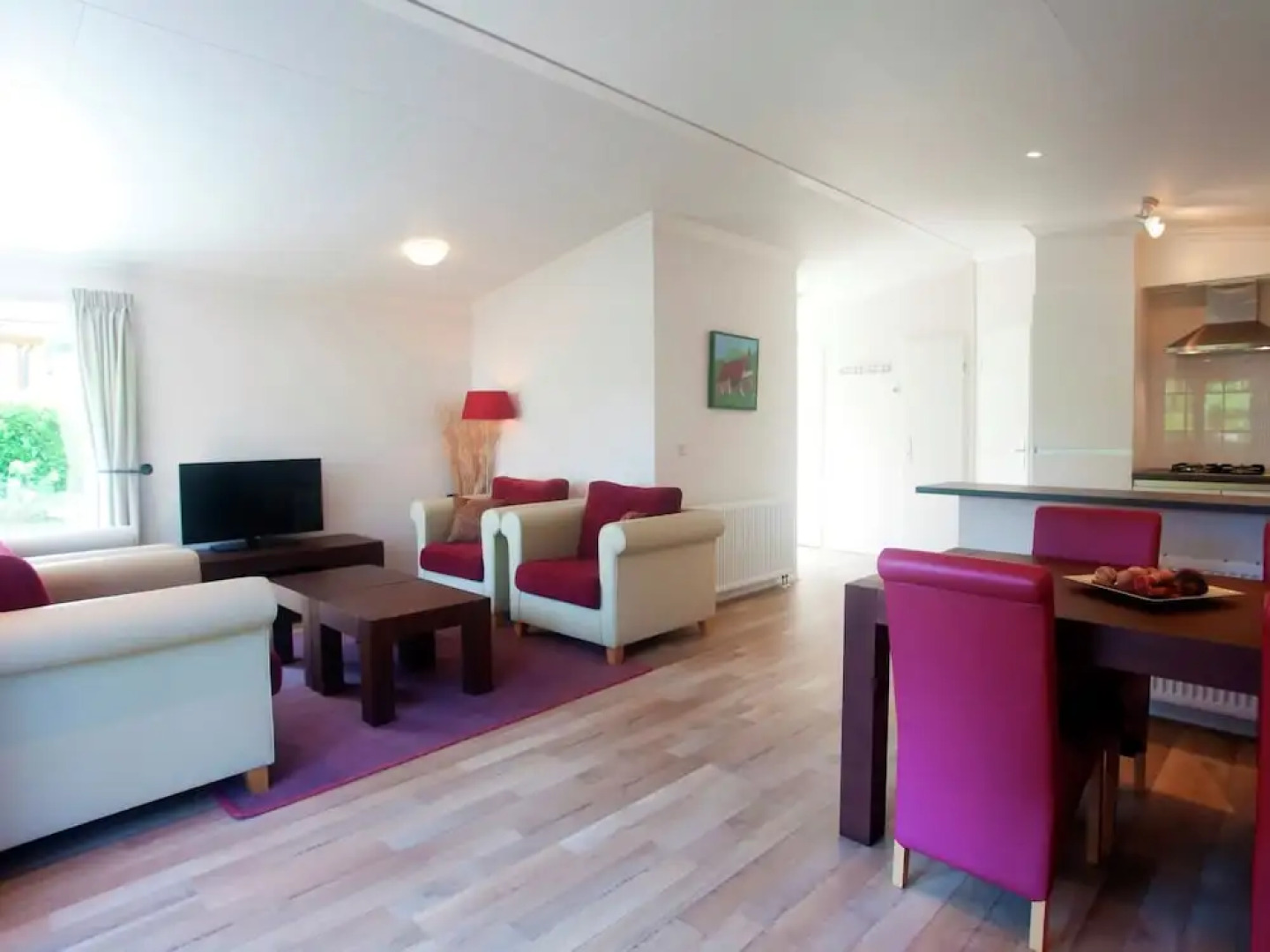 Well-kept chalet with dishwasher, close to Park De Veluwe