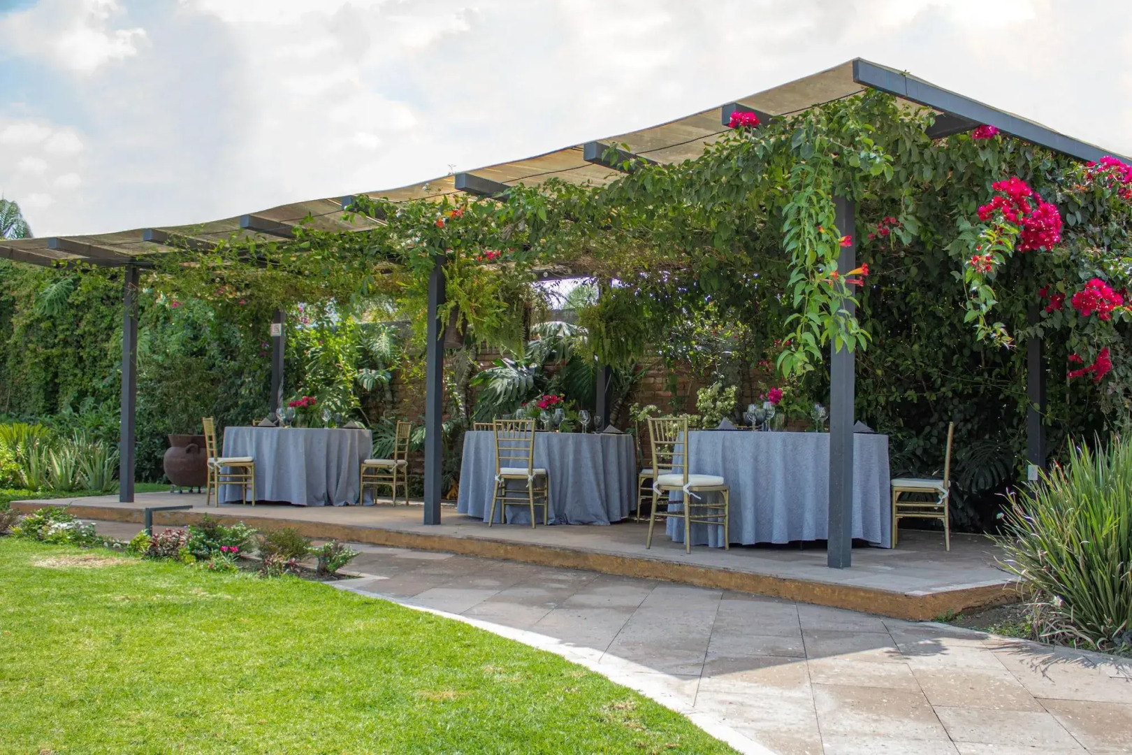 Santo Refugio Heritage Hotel