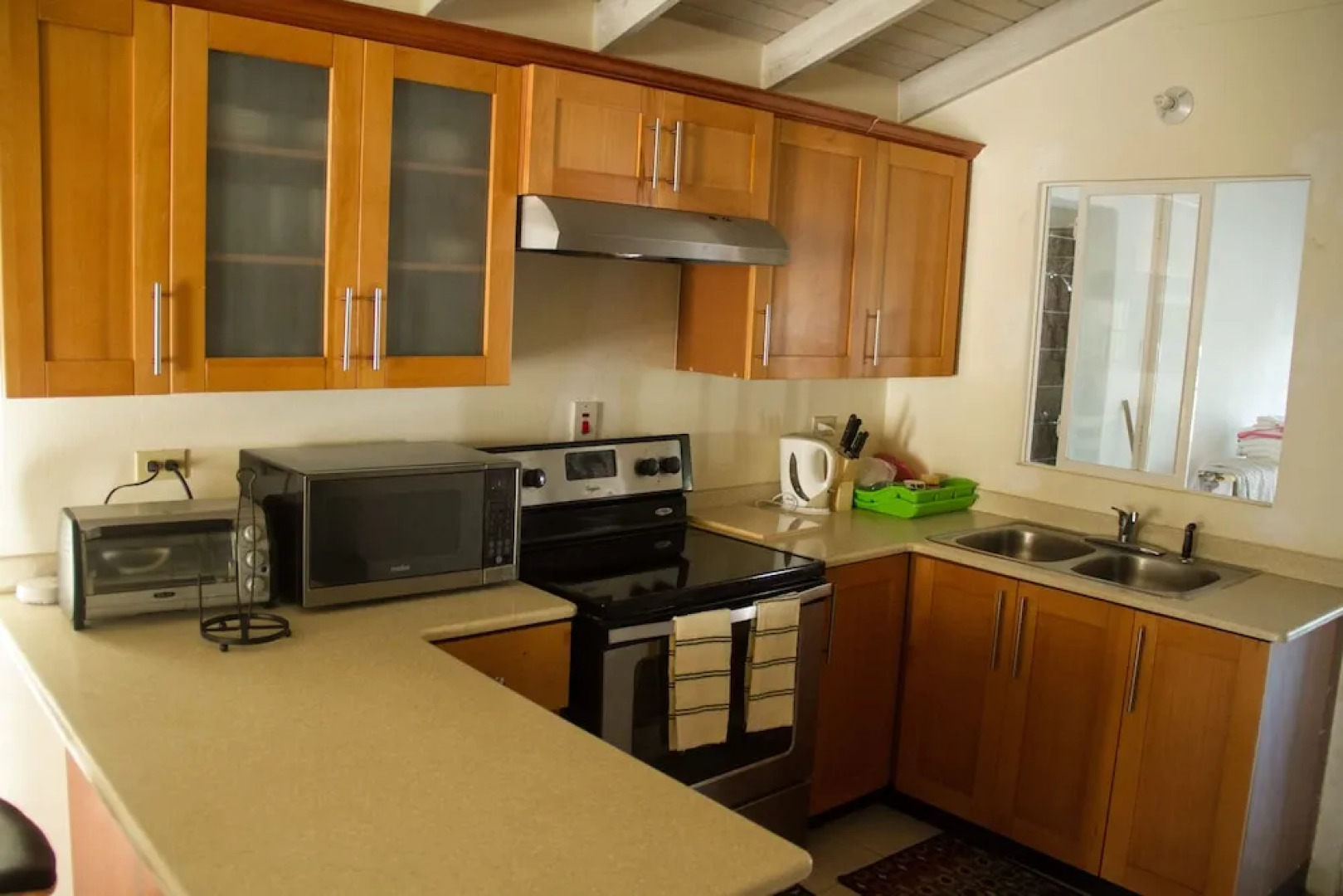 Greenoasis Guest House