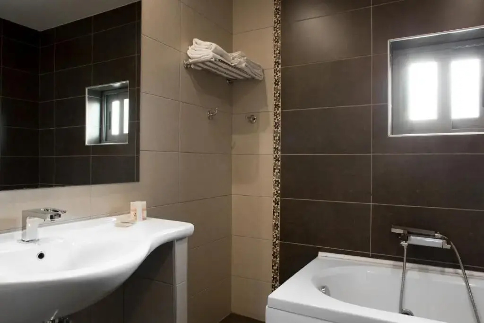 Areos Hotel
