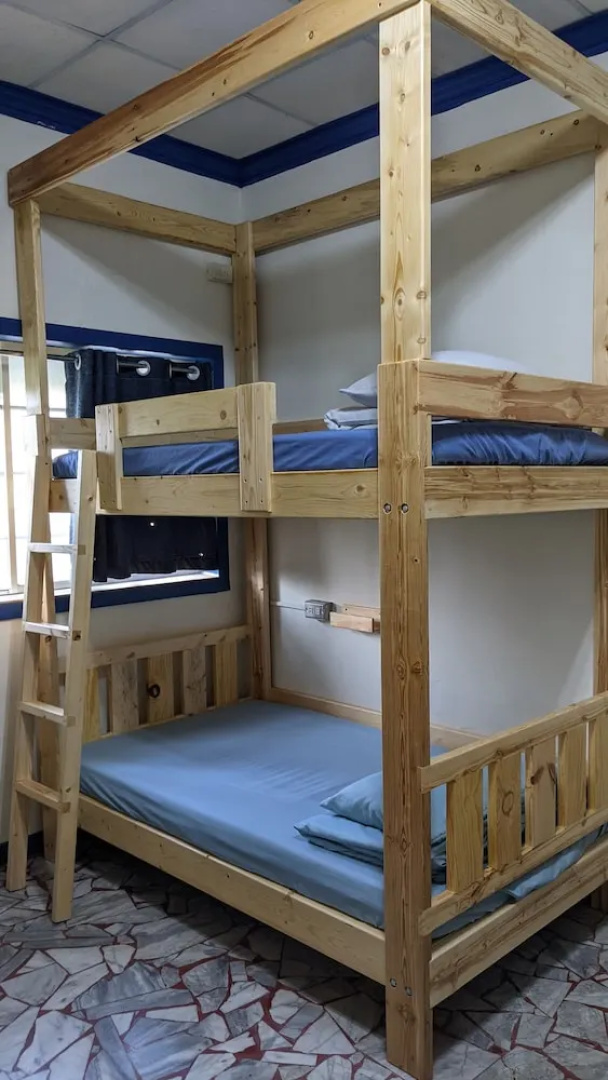 The Lodge for Cyclists - Hostel