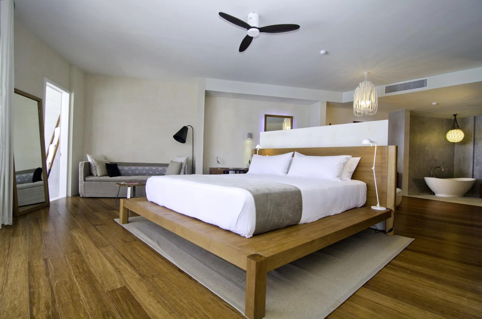 Курорт Amilla Maldives