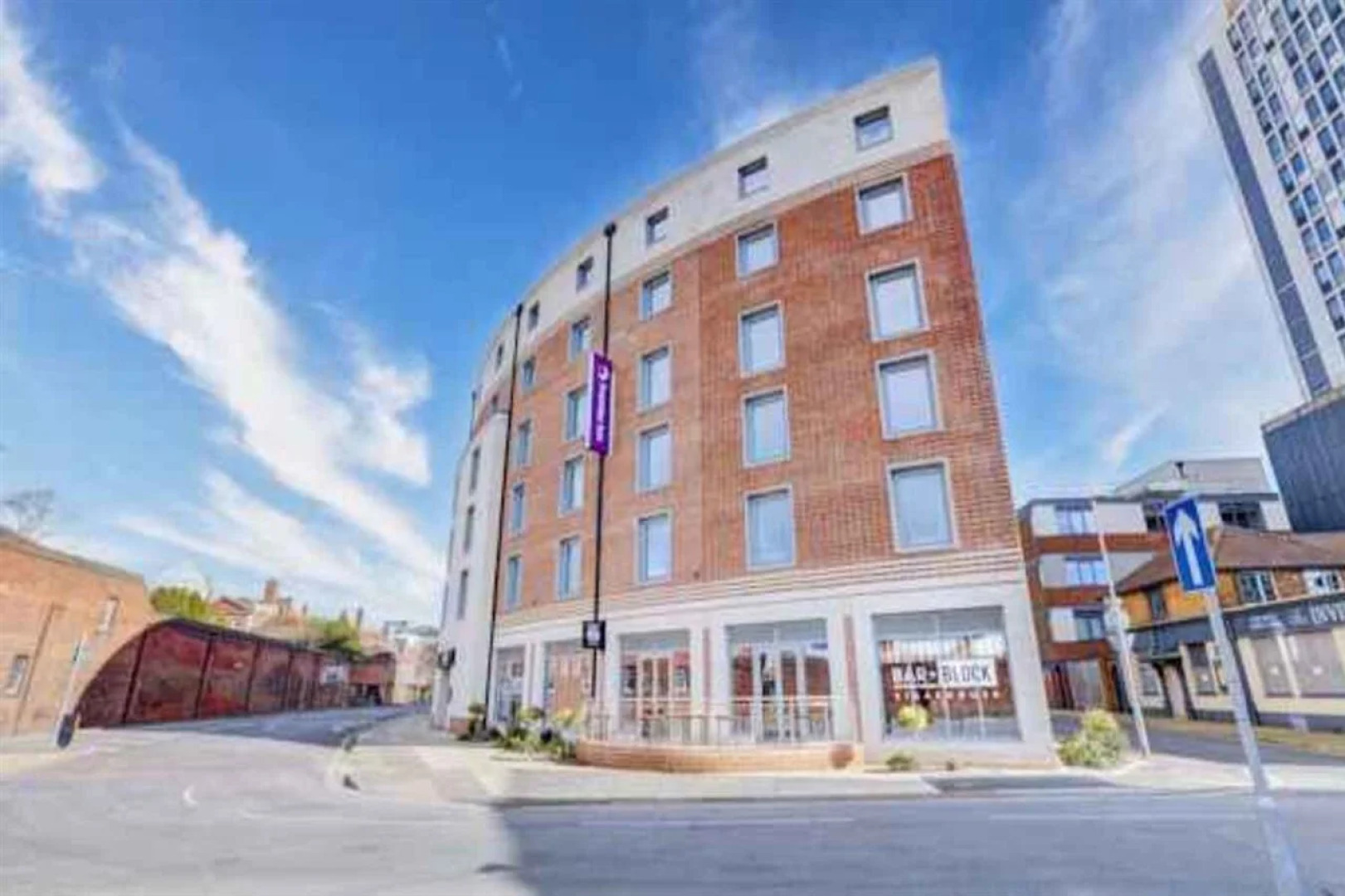 Premier Inn Portsmouth Dockyard