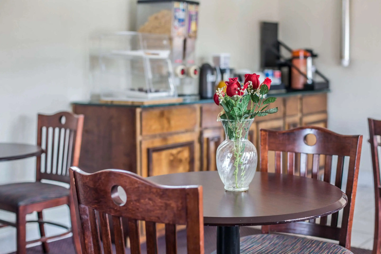 Rodeway Inn Marietta near Dobbins ARB