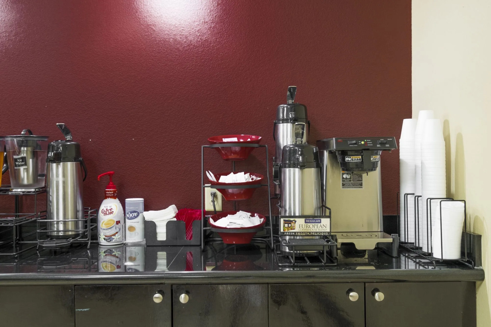 Red Roof Inn & Suites Lake Charles