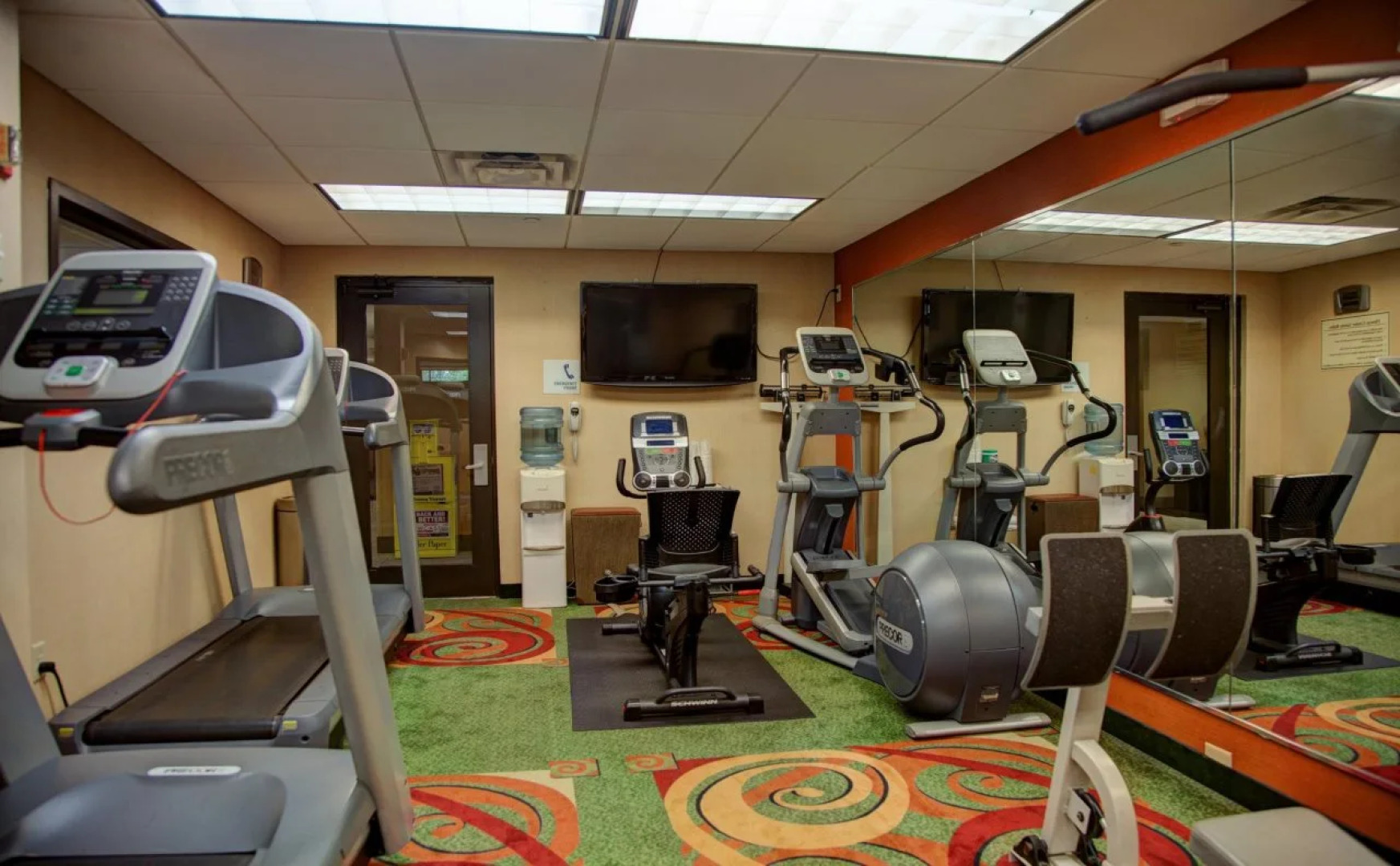 Holiday Inn Express Suites South - Tyler by IHG