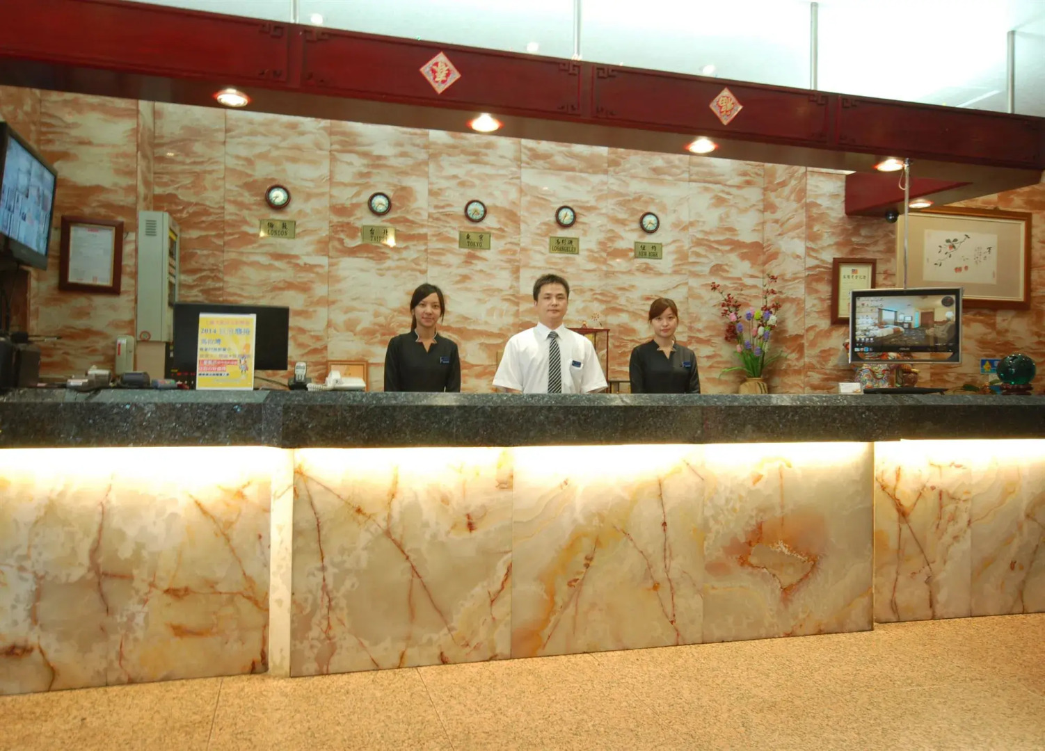 Kiwi Express Hotel Mrt Wen Xin Feng Chia Branch 1