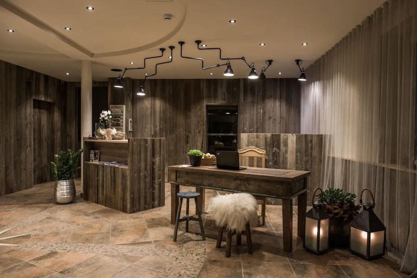 THOMSN Central Hotel & Appartements