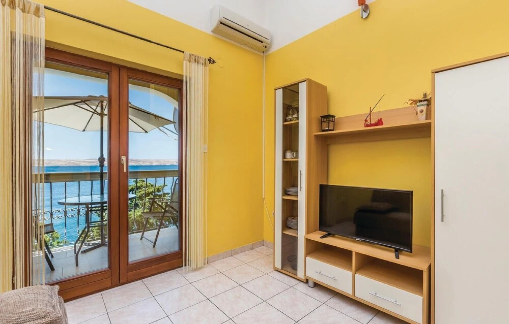 Nice Apartment in Baric Draga With 1 Bedrooms and Wifi