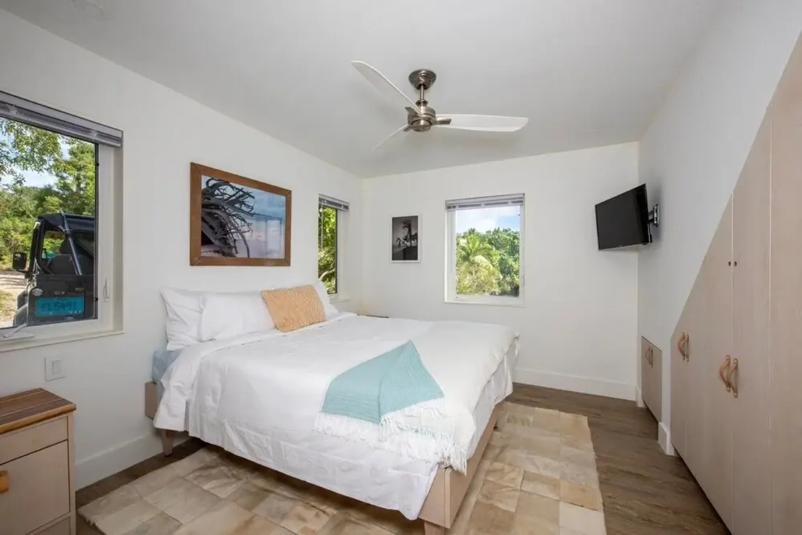 Touch Of Class Estate - A Caribbean Beachfront Estate 5 Bedroom Estate