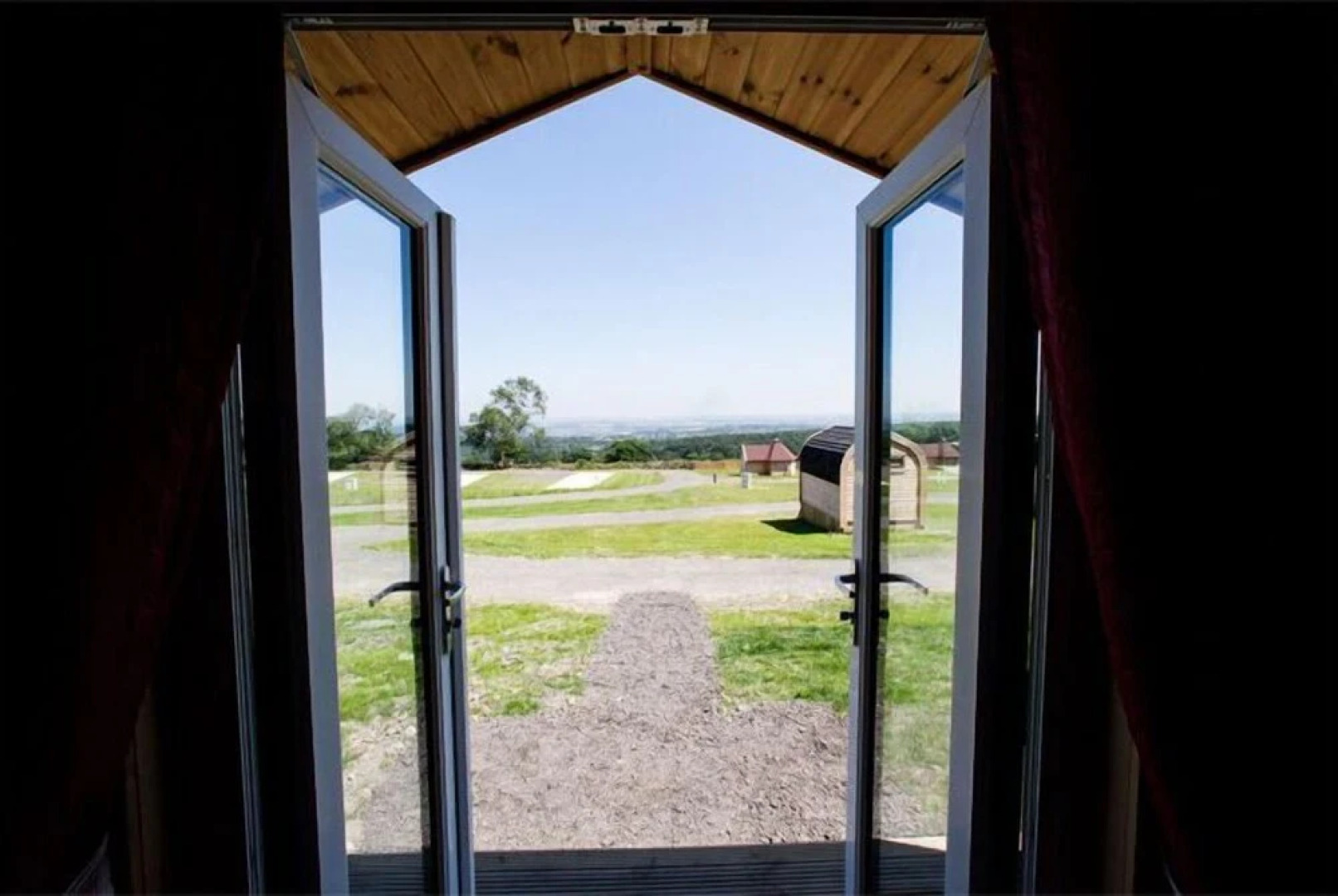 Ernest's Retreat Glamping Site