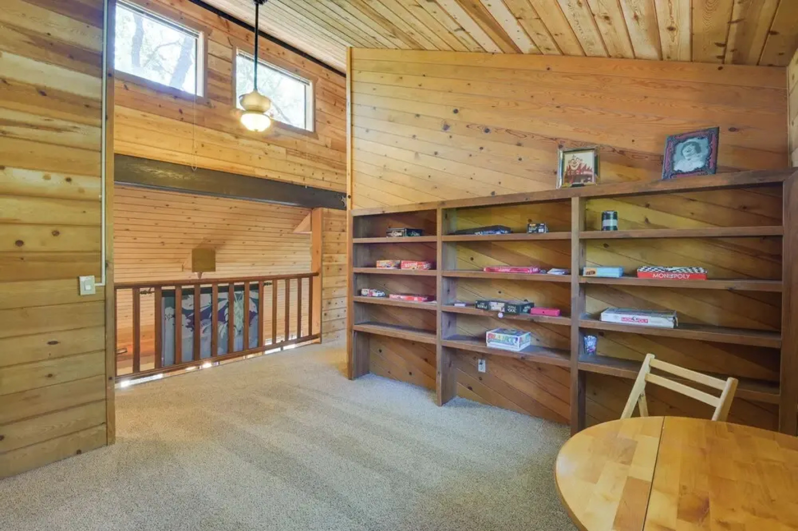 Welcoming Cole Ridge Chalet in Kelseyville!