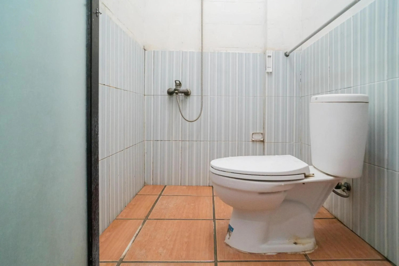 OYO 2493 Lotus Hotel Syariah