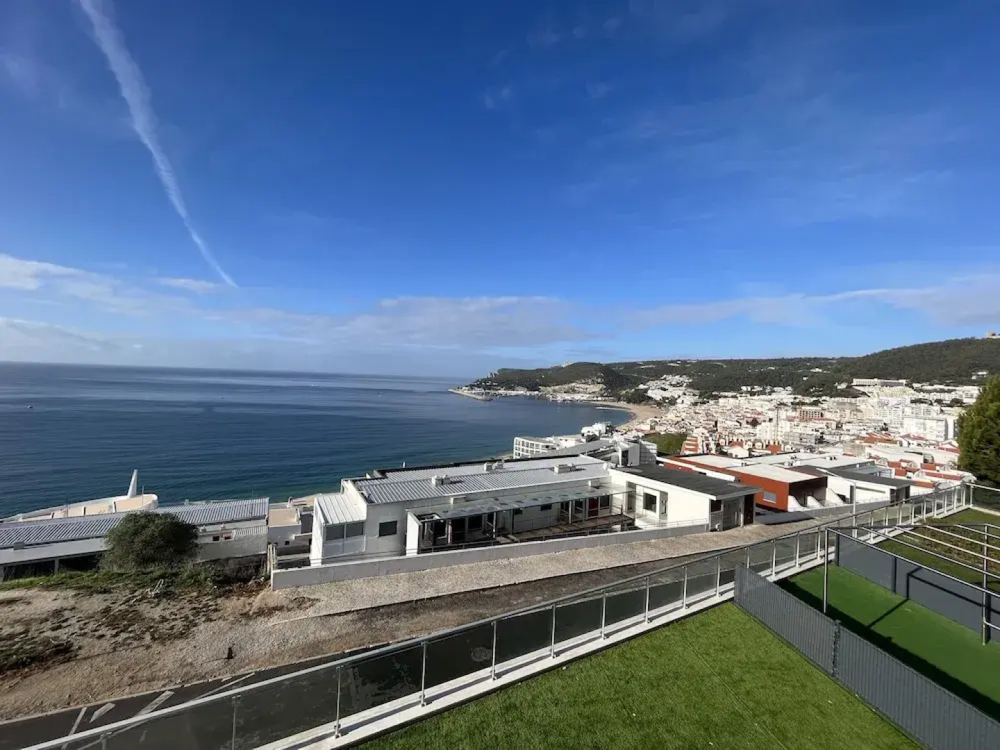 A-MO Sesimbra by Trip2Portugal