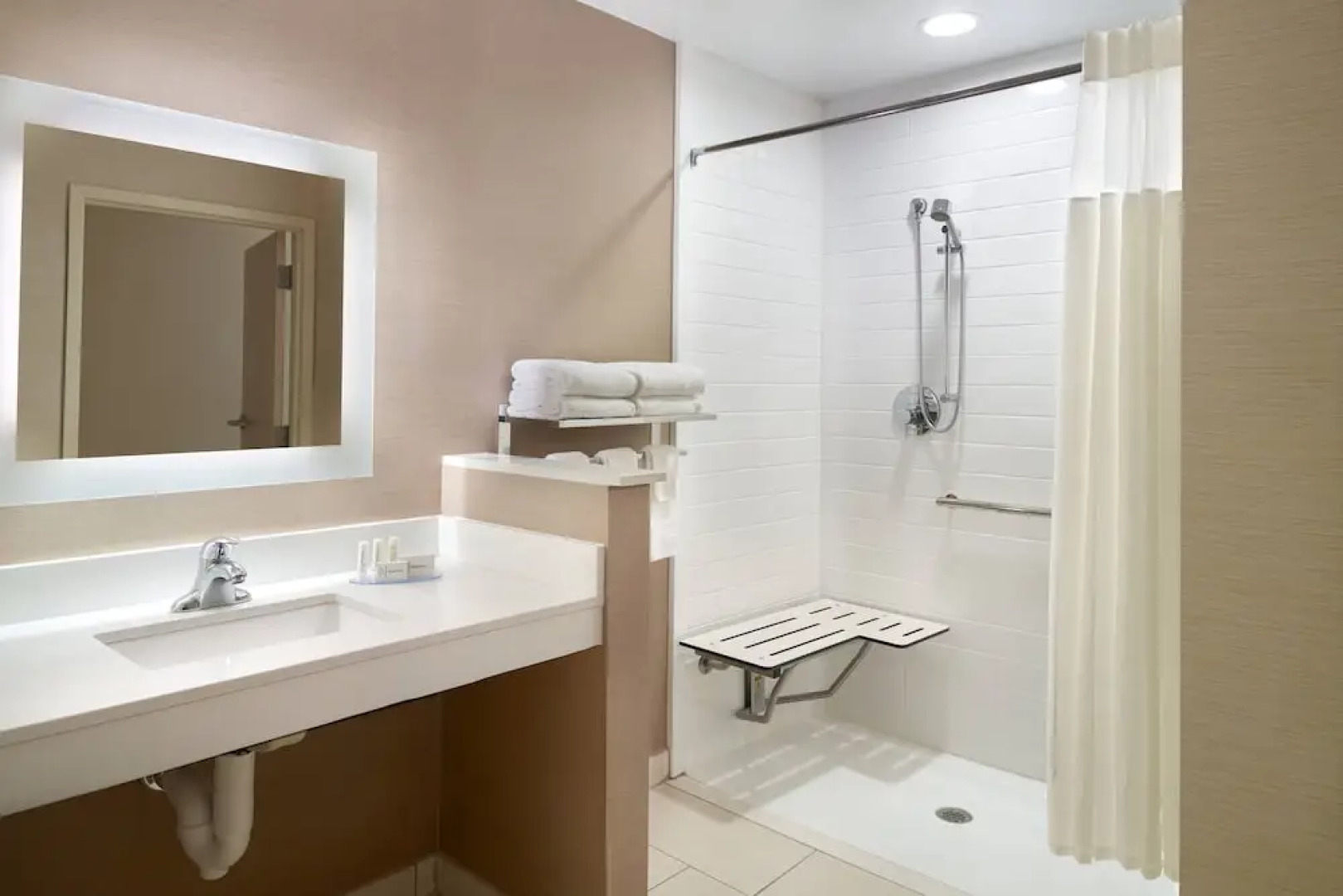 Fairfield Inn Suites Hendersonville Flat Rock