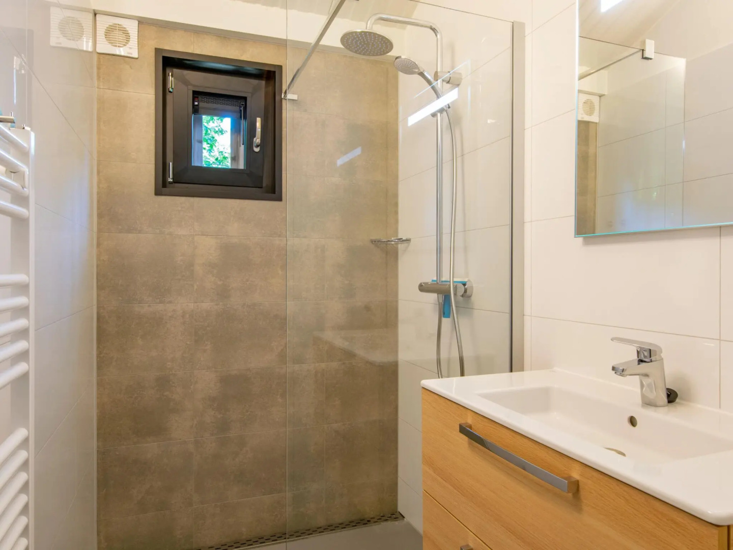 Chalet in Eindhoven Near Bospark 't Wolfsven