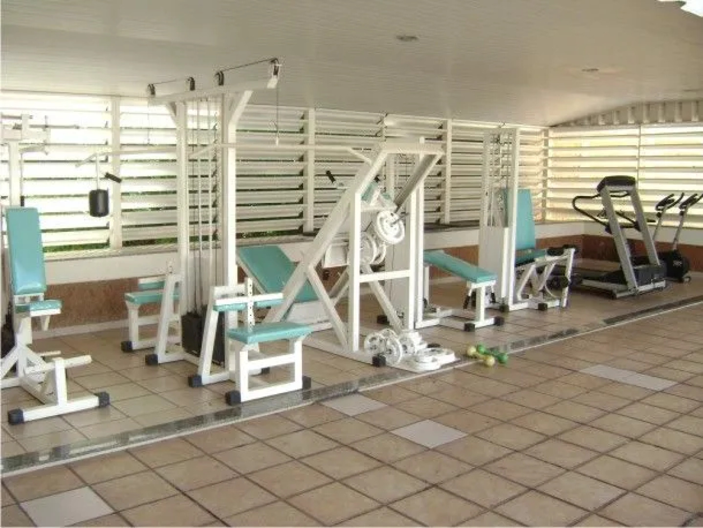 Victoria Plaza Hotel