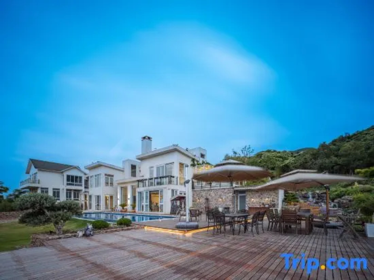 Floral Lux Hotel·Jurong Lihuyuan Hotel