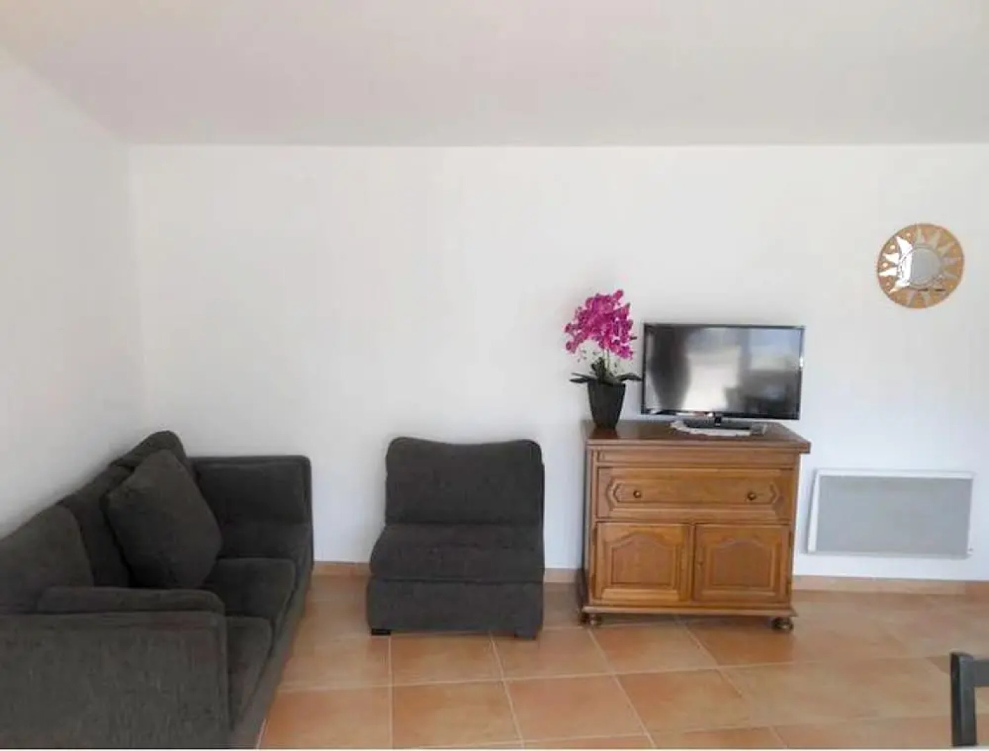 Apartment With one Bedroom in Blaye, With Wonderful City View, Furnish