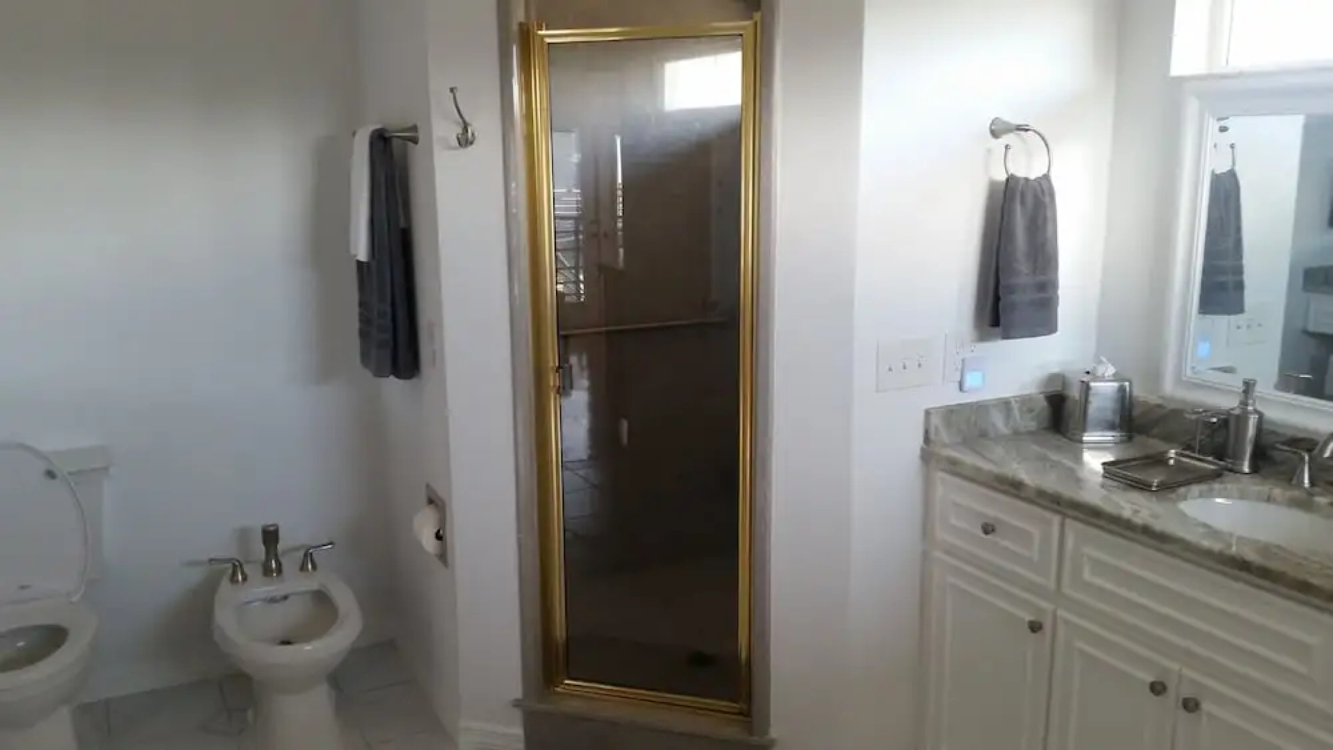 Awesome Florida Canal Home - Three Bedroom Home