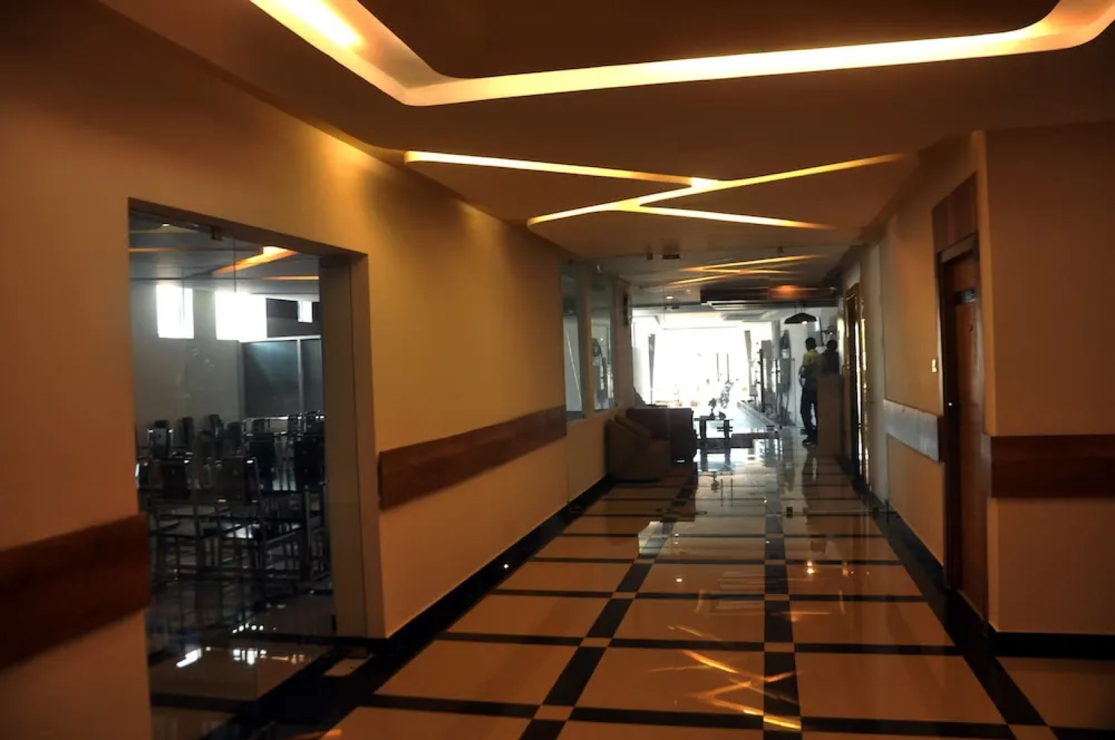 Hotel SDM Golden Tower