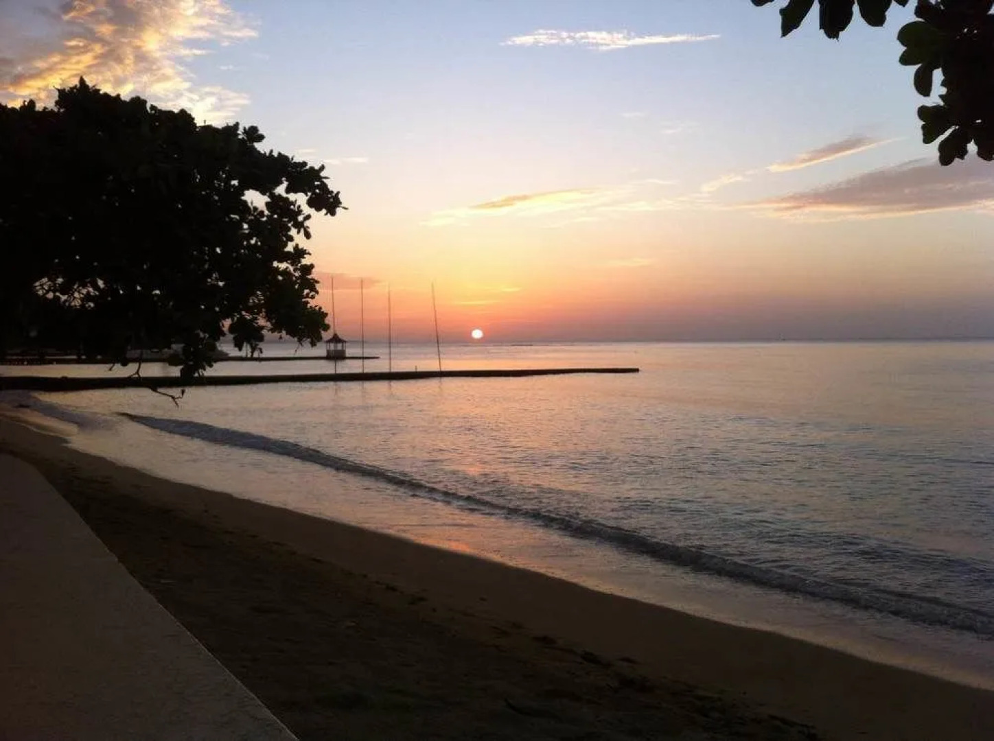 Kaz Kreol Beach Lodge