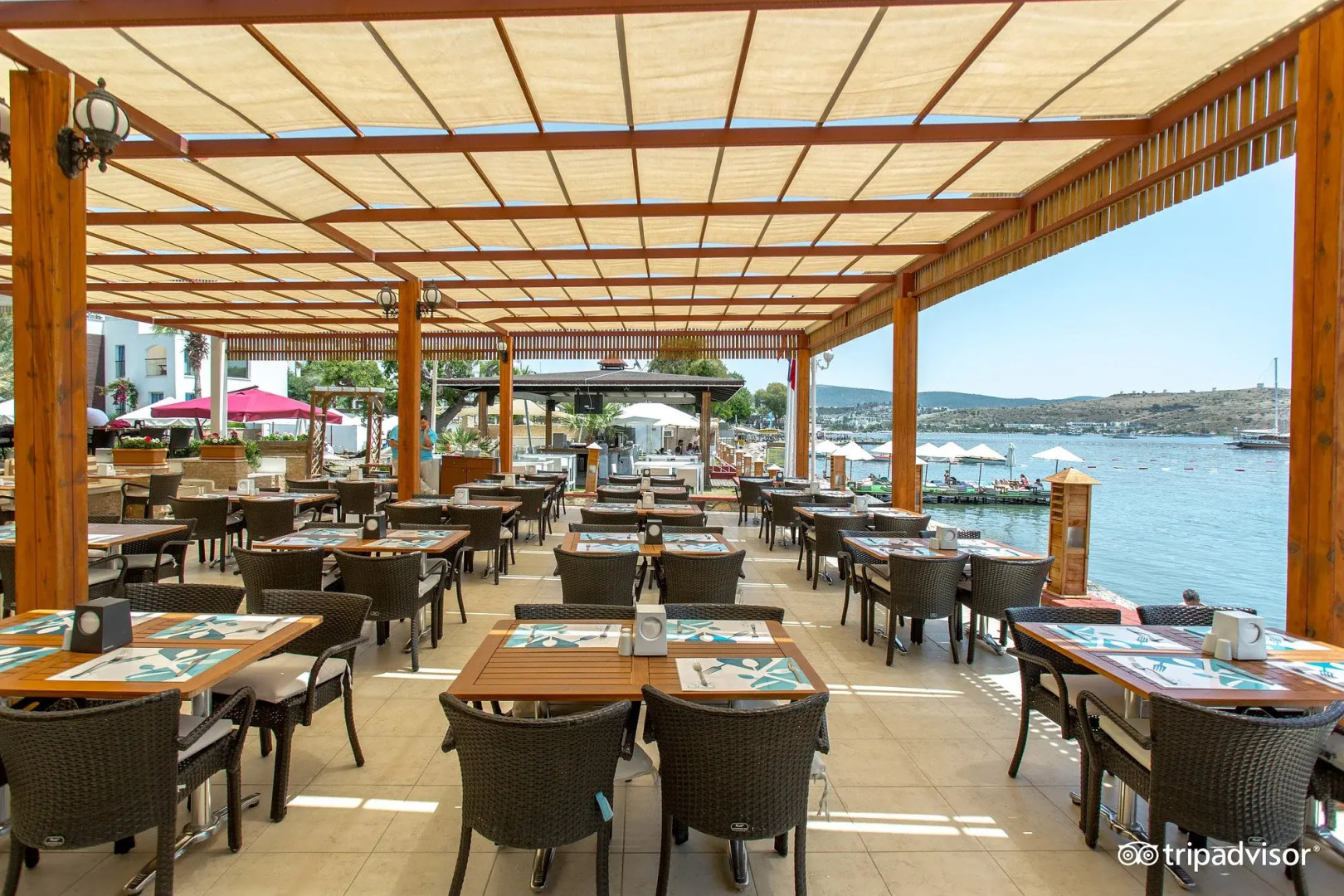 Отель Costa Luvi 