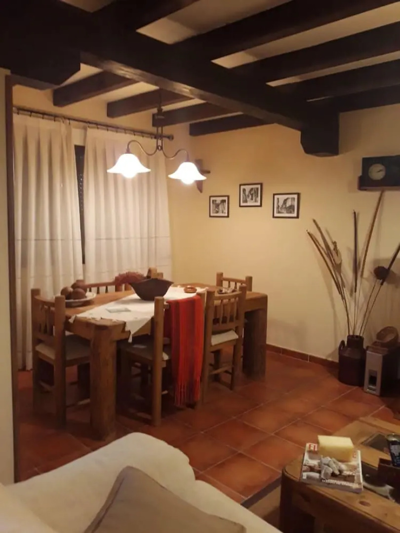 House With 3 Bedrooms in Candeleda, With Wonderful Mountain View and Enclosed Garden