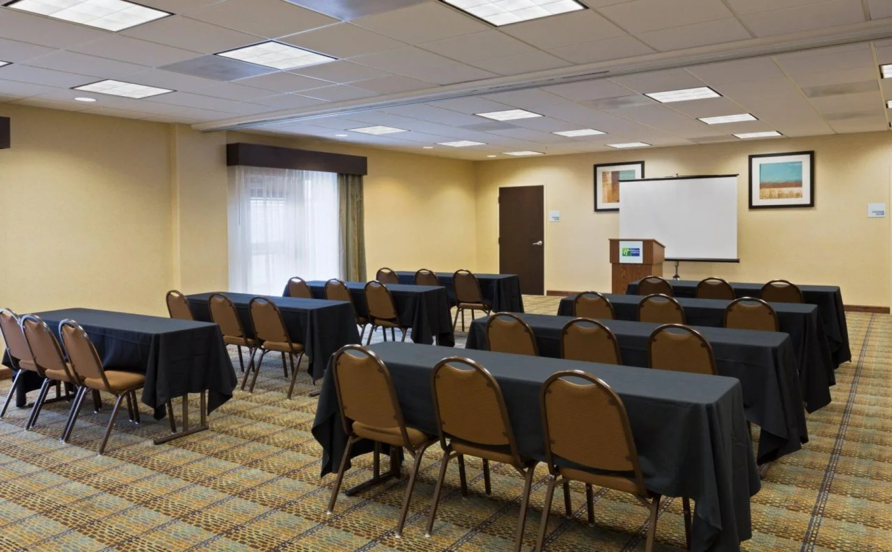 Holiday Inn Express and Suites Moultrie by IHG