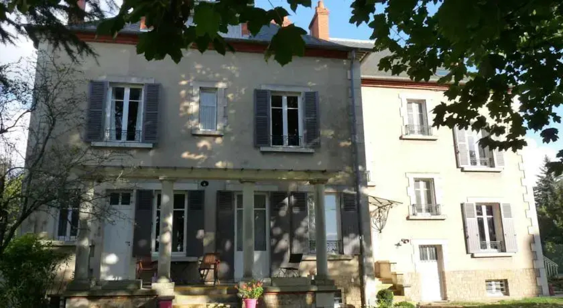 Chambres dHôtes Côté Parc-Côté Jardin