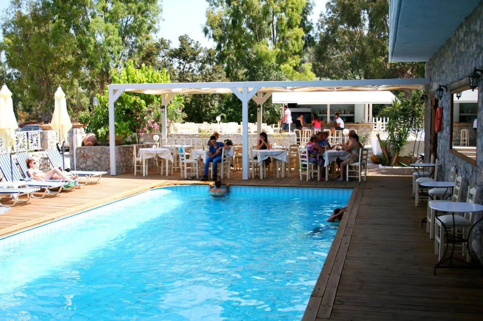 Naiades Almiros River Hotel