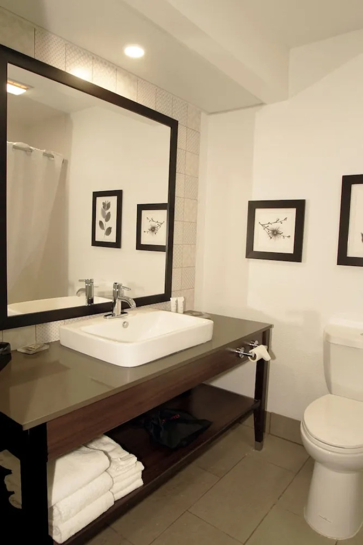 Holiday Inn Express Greenfield