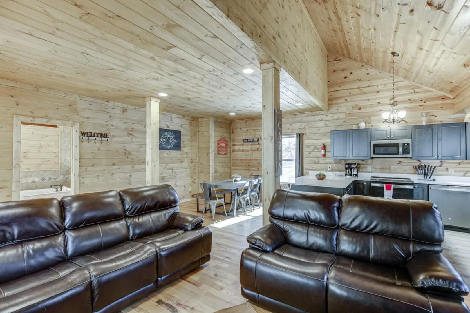 Escape in Cleveland with 2 bedrooms and 2 bathrooms