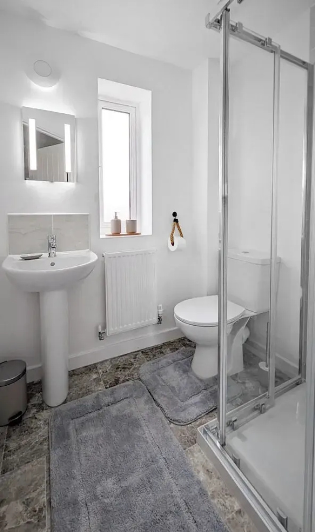 Cotswold Green - Sleeps 5 - Free EV Charge