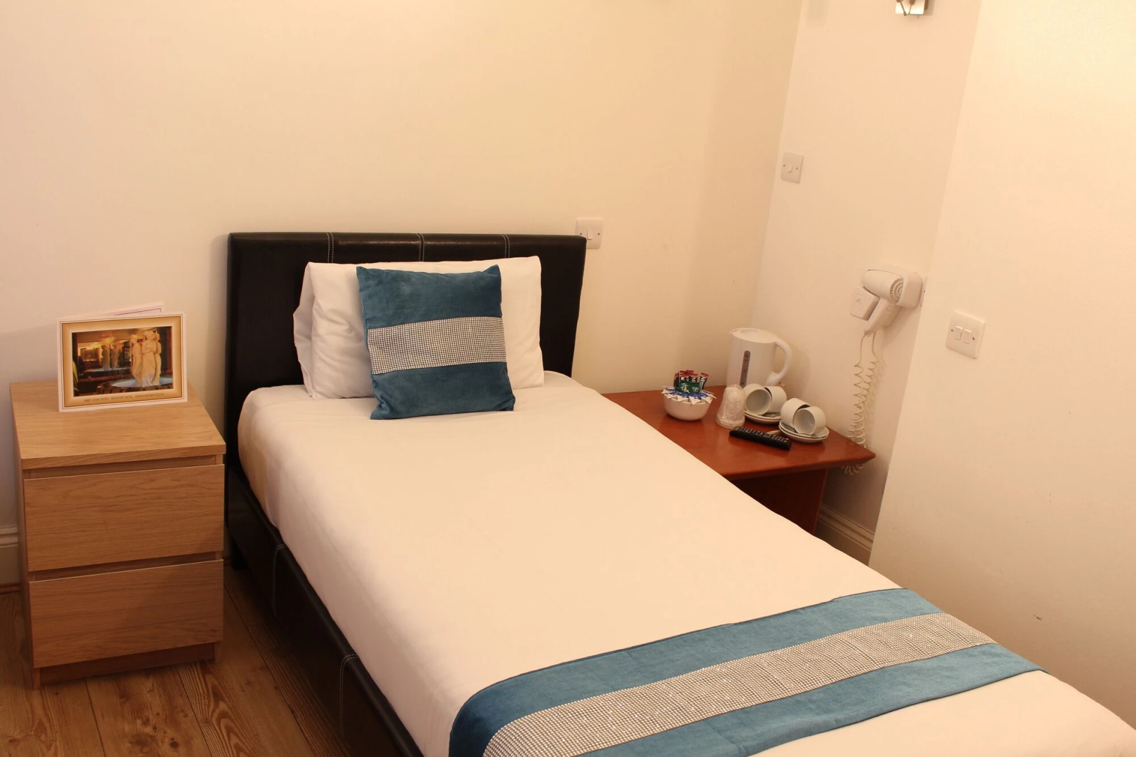 Abbey Court, Hyde Park Hotels