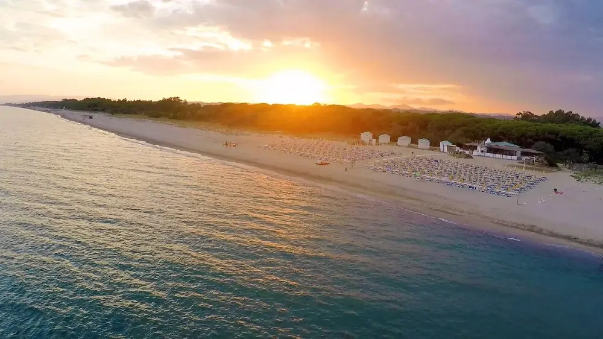 Triton Villas Residence & Hotel